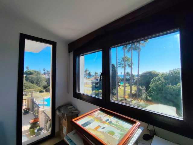 4 Soveroms Leilighet i Estepona