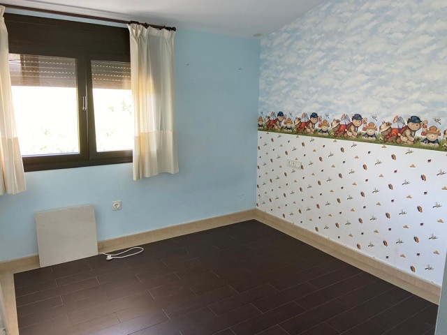 4 Soveroms Leilighet i Estepona