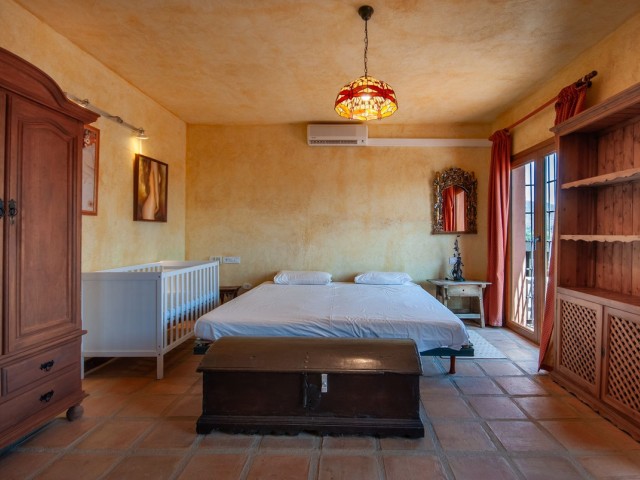 Villa con 4 Dormitorios  en Entrerrios