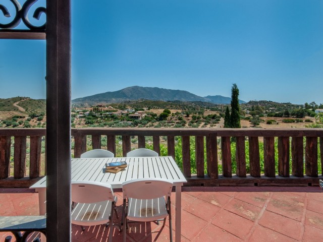 Villa con 4 Dormitorios  en Entrerrios