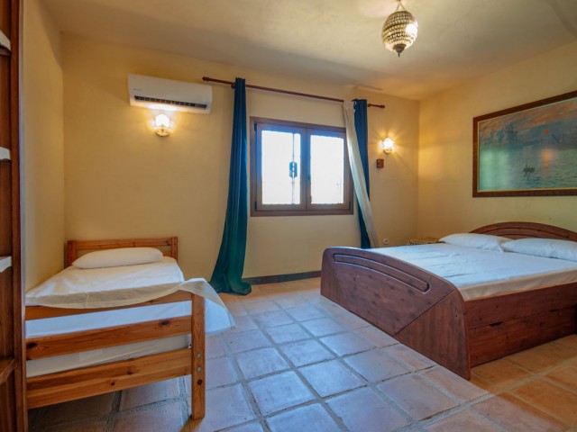 Villa con 4 Dormitorios  en Entrerrios