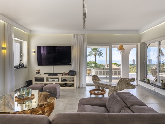 7 Schlafzimmer Villa in Elviria