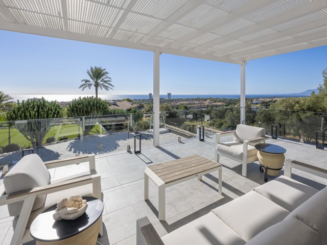 7 Makuuhuoneen Huvila Elviria