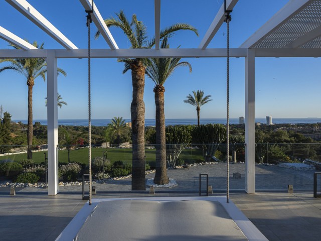 7 Makuuhuoneen Huvila Elviria