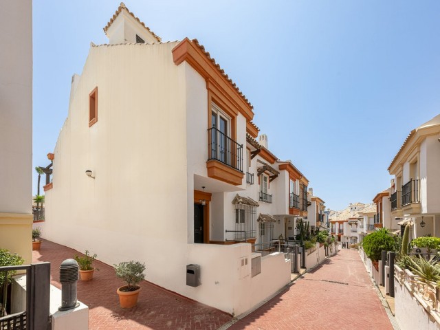 4 Soveroms Rekkehus i Marbella