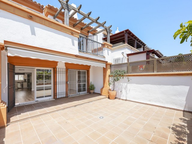 4 Soveroms Rekkehus i Marbella