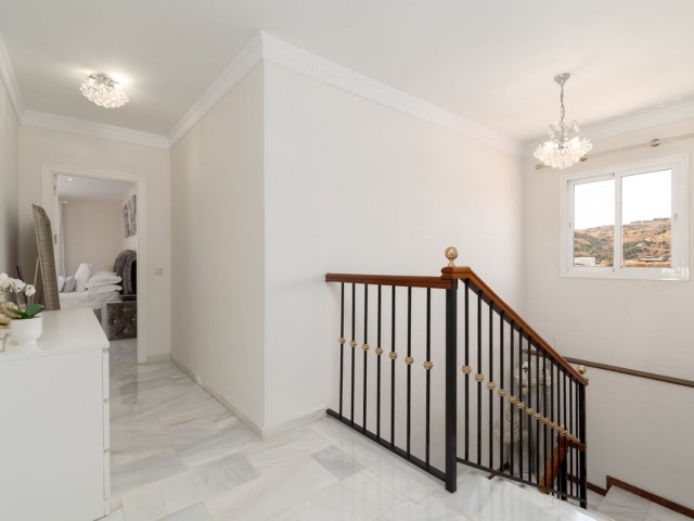 4 Schlafzimmer Villa in La Cala de Mijas