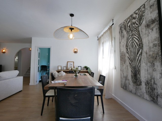 3 Bedrooms Villa in Cabopino