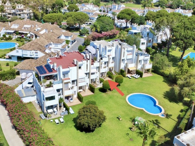 3 Bedrooms Townhouse in Nueva Andalucía