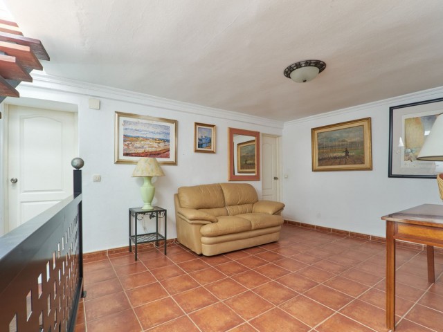 7 Bedrooms Townhouse in Marbella