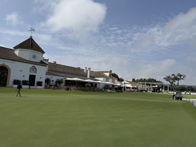 Huoneisto, San Roque Club, R5105740