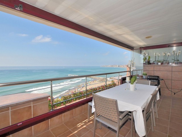 Penthouse avec 3 Chambres  à Carvajal