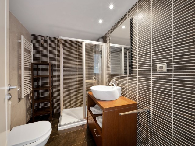 Apartment, Casares, R5106124