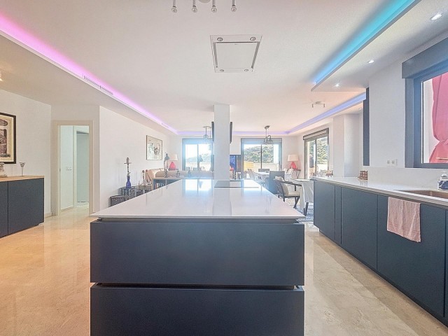 2 Bedrooms Apartment in Manilva