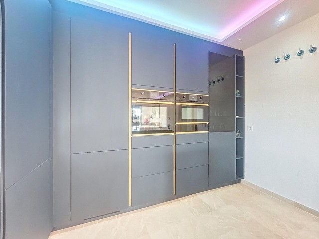 2 Bedrooms Apartment in Manilva