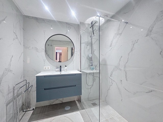 2 Bedrooms Apartment in Manilva