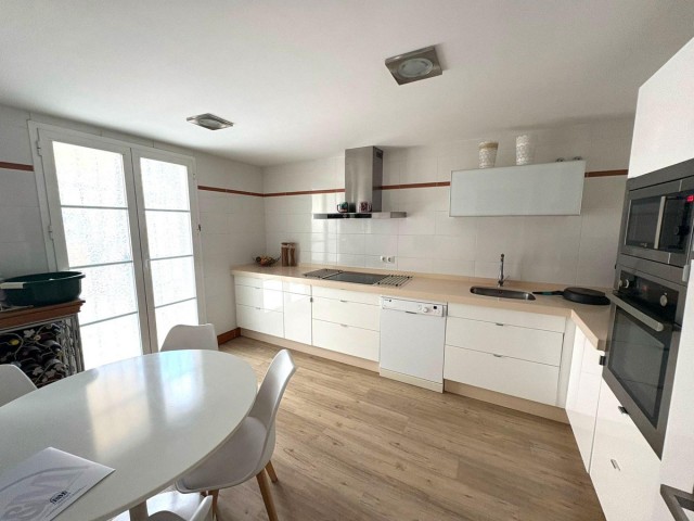 4 Bedrooms Townhouse in Torremolinos