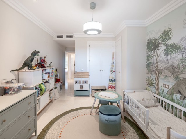 2 Bedrooms Apartment in Benahavís