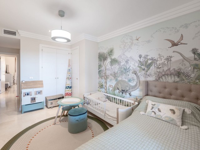 2 Bedrooms Apartment in Benahavís