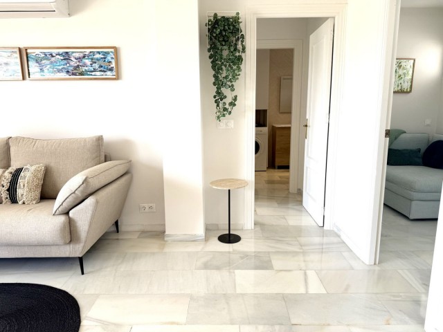 2 Bedrooms Apartment in San Pedro de Alcántara