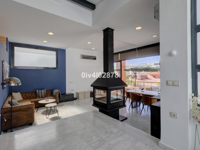 5 Bedrooms Villa in Benalmadena Costa