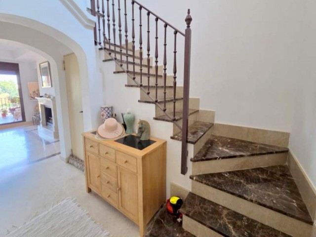 3 Slaapkamer Rijtjeshuis in Estepona