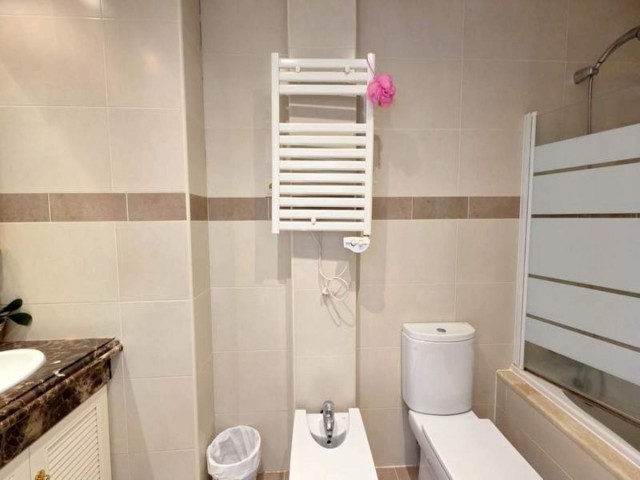 3 Slaapkamer Rijtjeshuis in Estepona