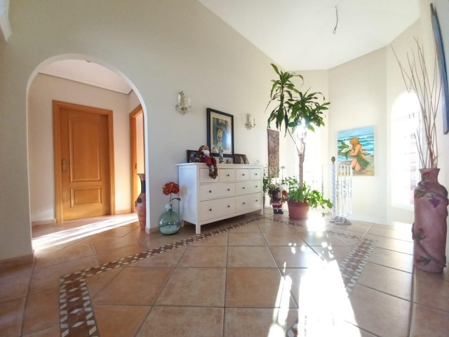 5 Bedrooms Villa in San Pedro de Alcántara