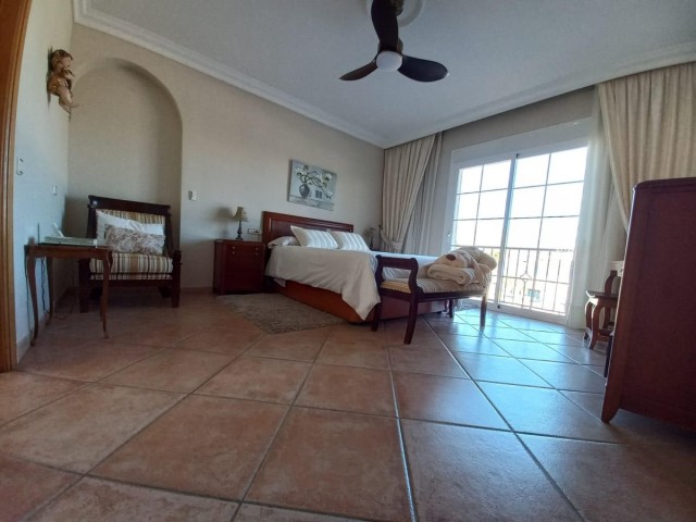 5 Bedrooms Villa in San Pedro de Alcántara