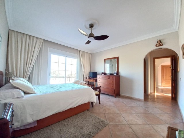 5 Bedrooms Villa in San Pedro de Alcántara