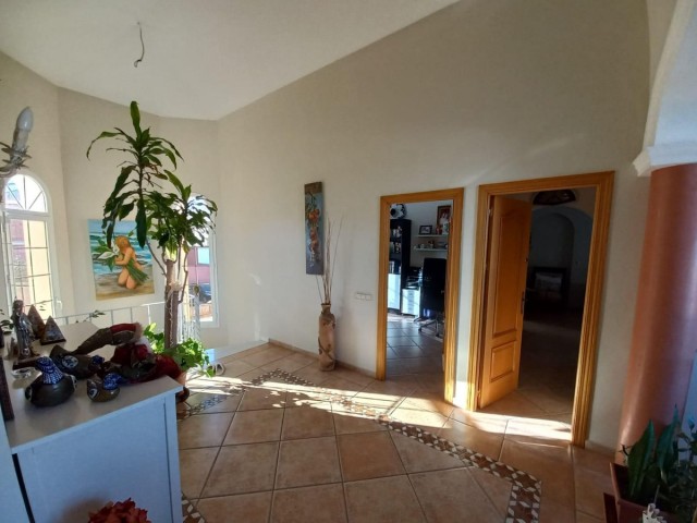 5 Bedrooms Villa in San Pedro de Alcántara