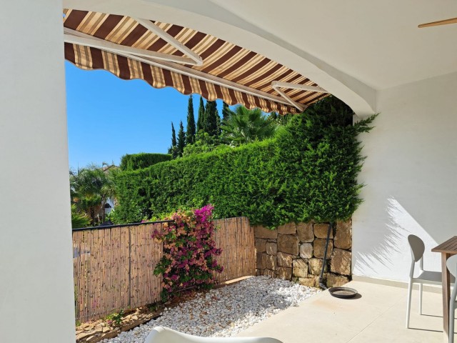 Apartment, Benahavis, R5107495