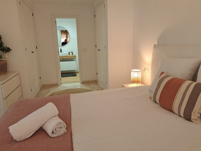 2 Bedrooms Apartment in Benahavís