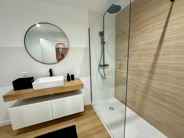 2 Bedrooms Apartment in Benahavís