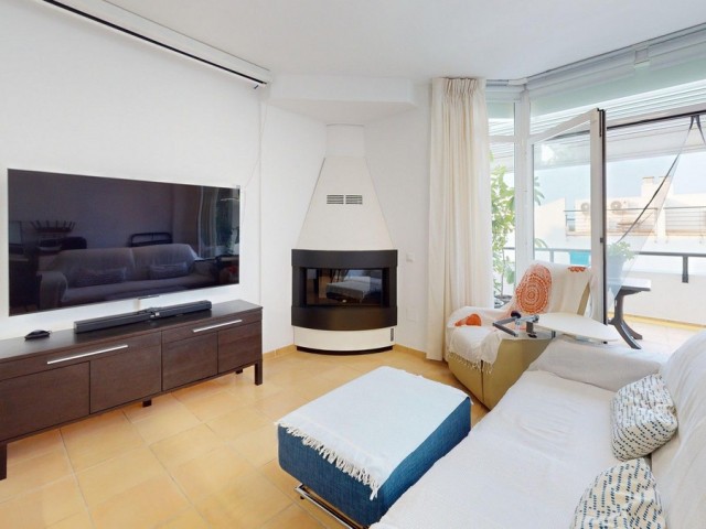 Maison mitoyenne avec 3 Chambres  à Benalmadena Costa