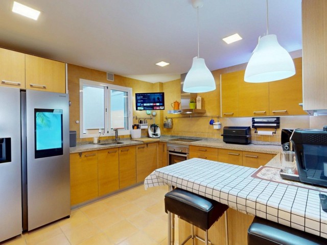 Maison mitoyenne avec 3 Chambres  à Benalmadena Costa