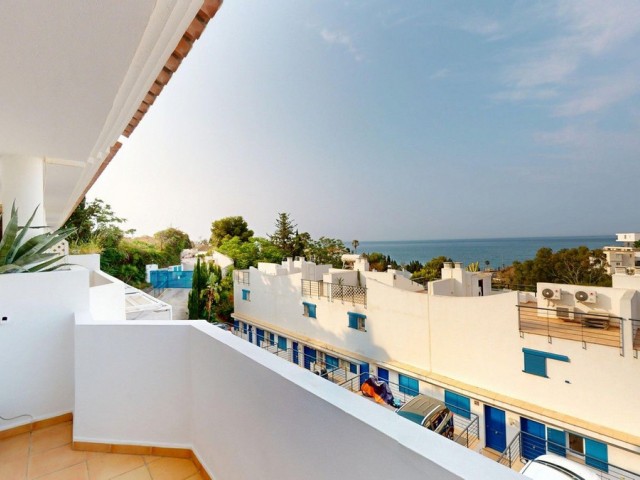 Maison mitoyenne avec 3 Chambres  à Benalmadena Costa