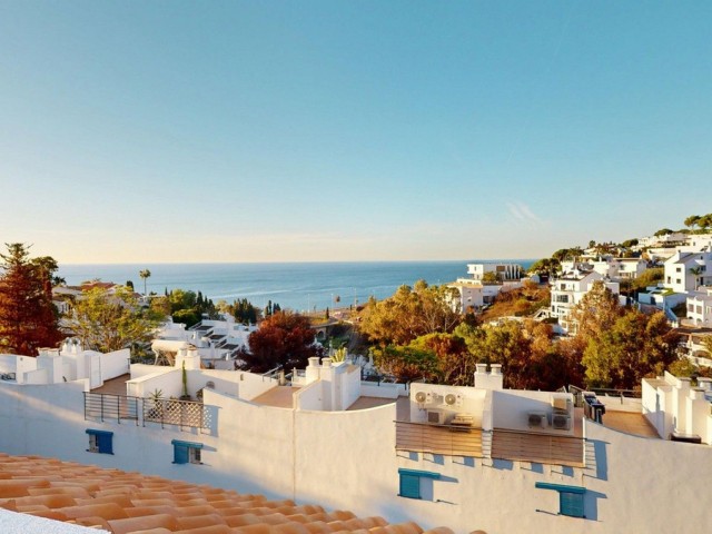 Maison mitoyenne avec 3 Chambres  à Benalmadena Costa