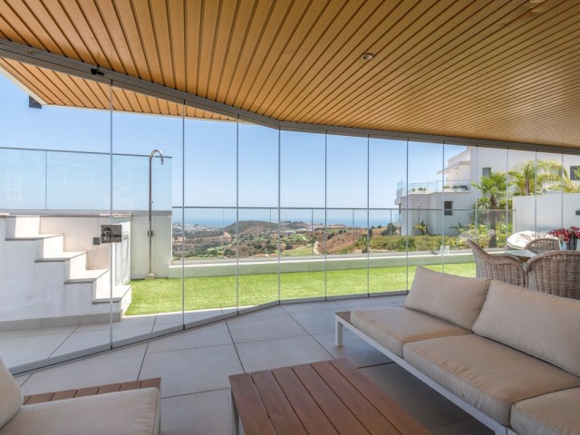 2 Bedrooms Apartment in Calanova Golf