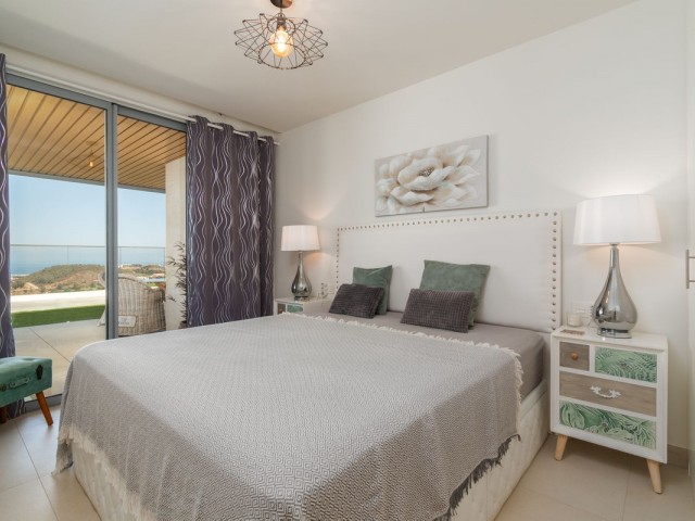 2 Bedrooms Apartment in Calanova Golf