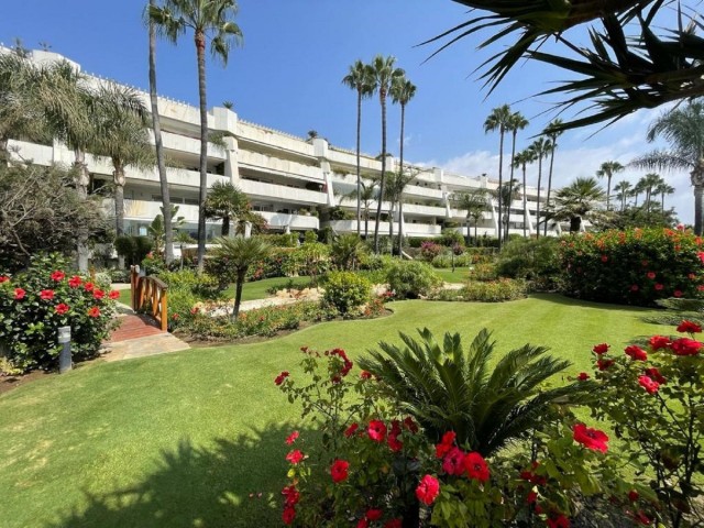 3 Bedrooms Apartment in Puerto Banús