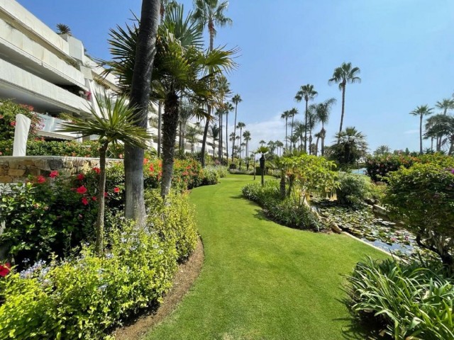3 Bedrooms Apartment in Puerto Banús