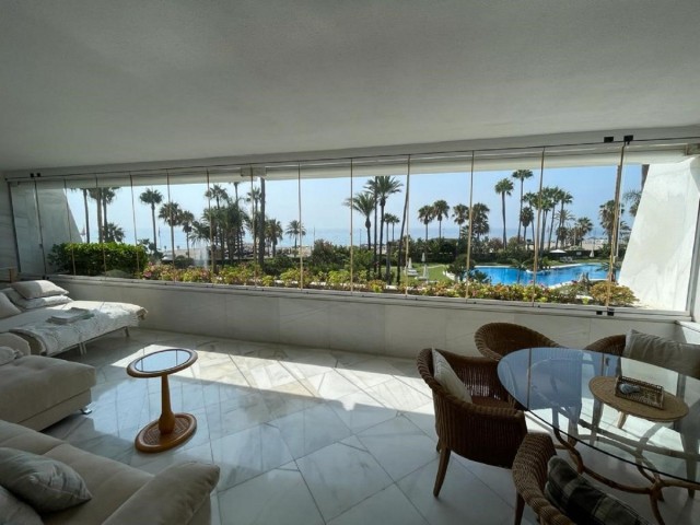 3 Bedrooms Apartment in Puerto Banús