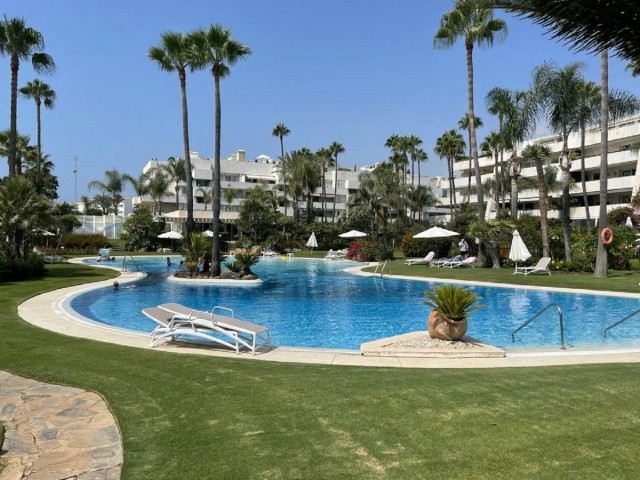 3 Bedrooms Apartment in Puerto Banús