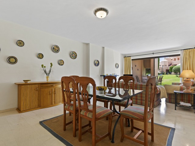 Apartment, Estepona, R5108974