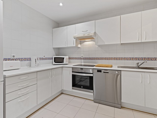 2 Bedrooms Apartment in Estepona