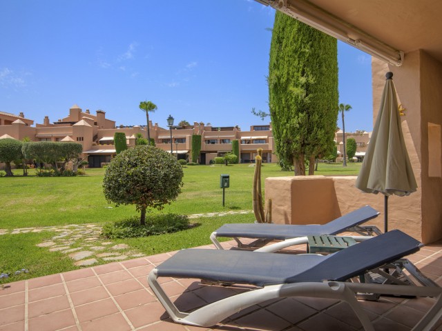 2 Bedrooms Apartment in Estepona