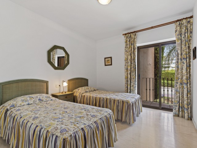 2 Bedrooms Apartment in Estepona