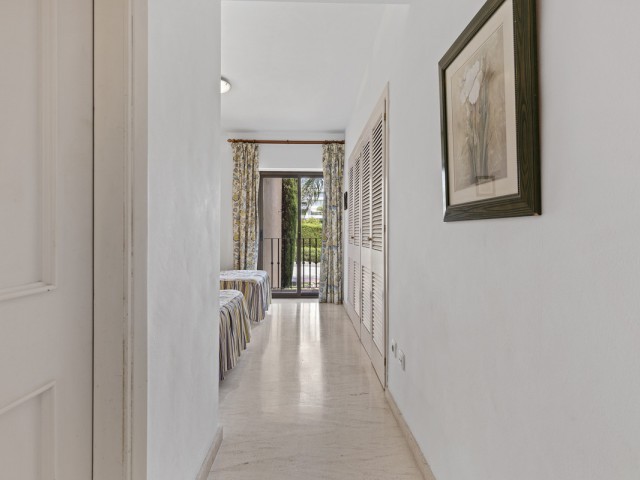 2 Bedrooms Apartment in Estepona