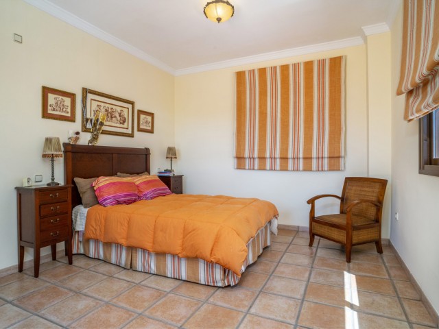 6 Bedrooms Villa in Guadalmina Alta